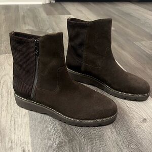 Donald Pliner Brown Suede Boots Inside Zip Size 8.5